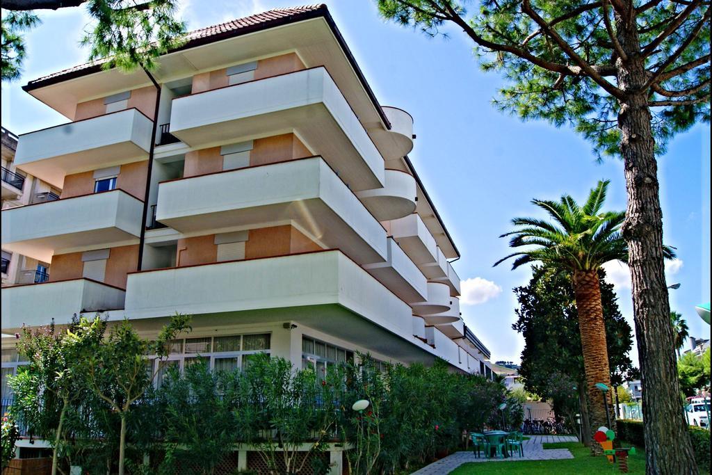 Hotel Blumen San Benedetto del Tronto Exterior photo