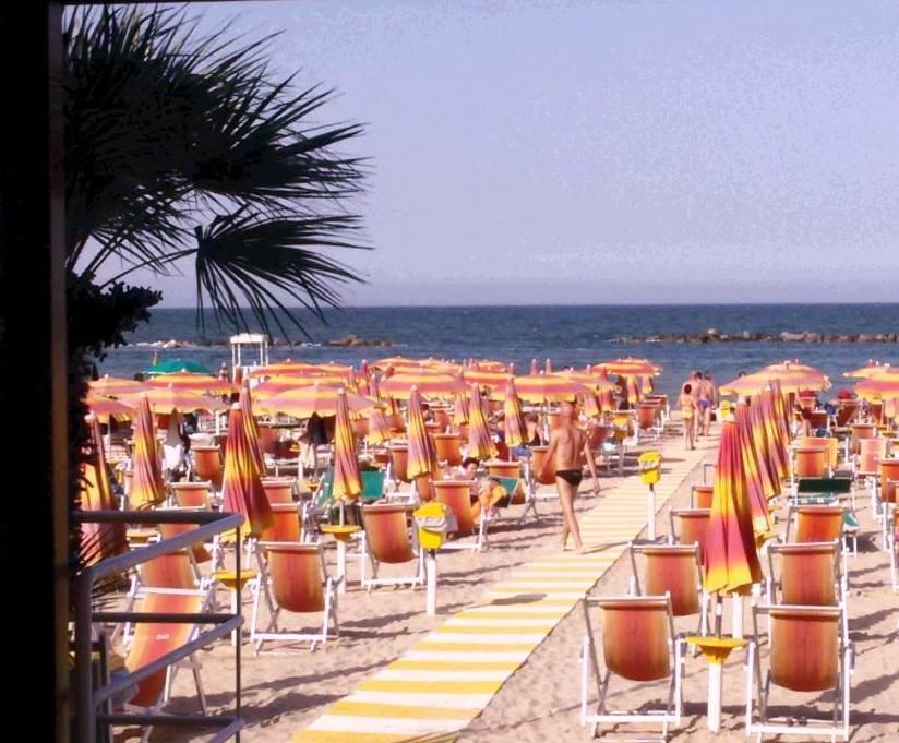 Hotel Blumen San Benedetto del Tronto Exterior photo